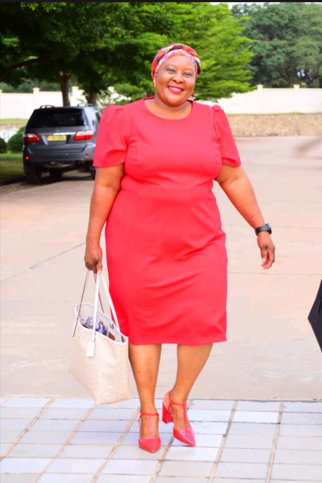 Kulimbikira ntchito ndilofunika pachitukuko cha anthu mdziko muno.
